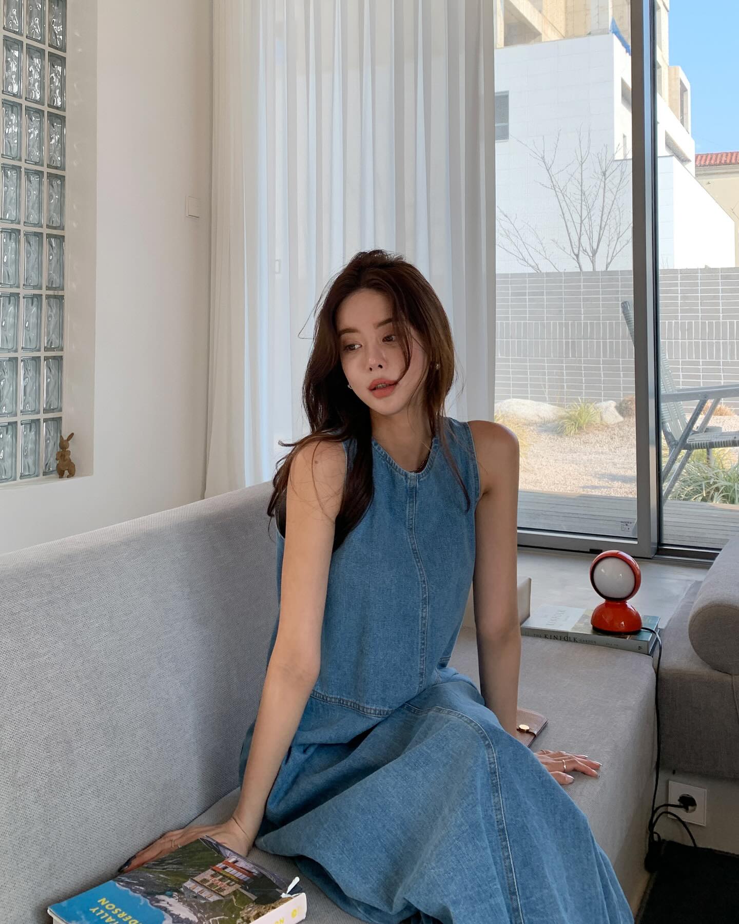 5 mẫu váy liền ăn ảnh, phù hợp để mặc đi du lịch-9