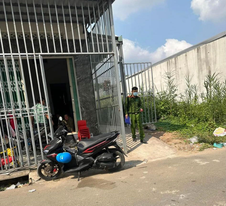 Cô gái quê Quảng Ngãi bị siết cổ chết tại phòng trọ ở Long An-1