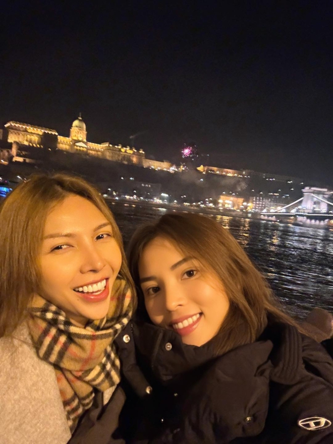 Lộ khung hình chung hiếm hoi của Kỳ Duyên - Minh Triệu sau màn né tránh toàn tập ở đám cưới Minh Tú-5