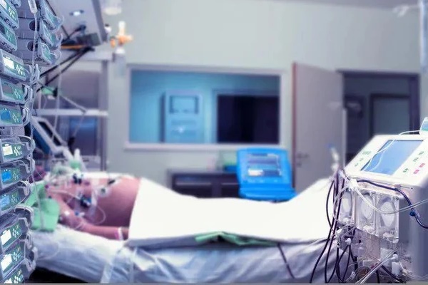 Chàng trai 27 tuổi dùng thứ này mỗi ngày để rồi có nguy cơ rơi vào trạng thái thực vật, nhiều người biết hại nhưng vẫn mê-1