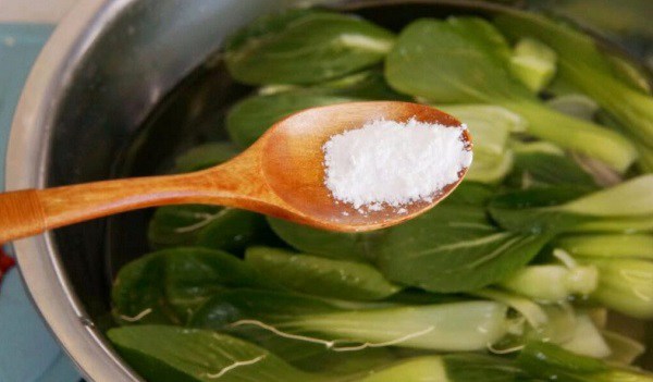 Có nên ngâm, rửa rau củ quả với nước muối, nên để bao lâu? Việc quen thuộc nhưng rất nhiều người hiểu sai-3