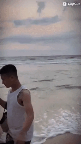 Quang Hải chăm vợ bầu cực kĩ, tỉ mỉ dọn dẹp để Chu Thanh Huyền thảnh thơi sống ảo, đi xa nhà vẫn lo lắng một điều-2