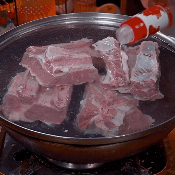 Hao cơm phải biết với công thức thịt bò hầm đặc biệt, mang đãi khách thì miễn chê-6