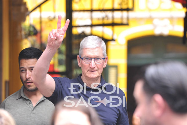 Các tỷ phú ăn gì, chơi ở đâu khi đến Việt Nam-9