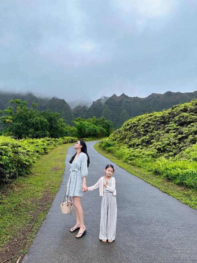 Suýt không nhận ra con gái của Lam Trường và vợ kém 17 tuổi, Yên Lam giờ xinh xắn, chân dài miên man-2