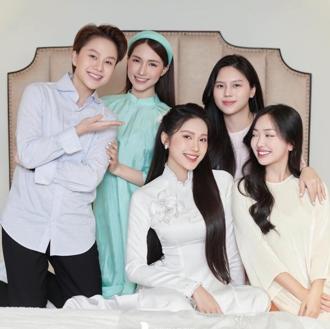 Lộ hint cực thân thiết của dàn WAGs Doãn Hải My, Ngô Tố Uyên, lý do Chu Thanh Huyền không nhập hội?-4