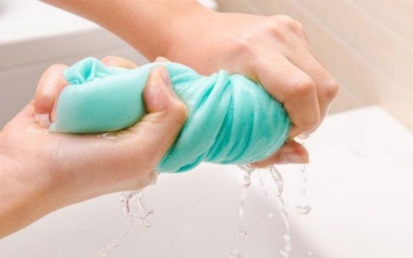 Mắc một sai lầm khi dùng máy giặt, người dùng than thở phơi quần áo mãi mà không khô-2