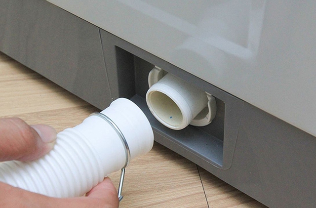 Mắc một sai lầm khi dùng máy giặt, người dùng than thở phơi quần áo mãi mà không khô-4