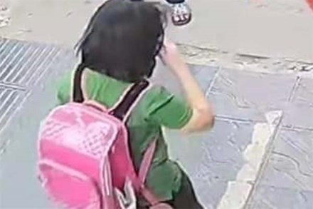 Tìm thấy bé gái 11 tuổi ở Hà Nội mất tích sau khi đi xe buýt