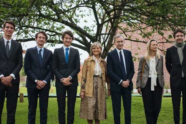 Hai gia tộc sản sinh nhiều hoàng hậu, phi tần nhất nhà Thanh: Có mẹ của vua Càn Long, một người mang họ Diệp Hách Na Lạp lũng loạn triều thần-4