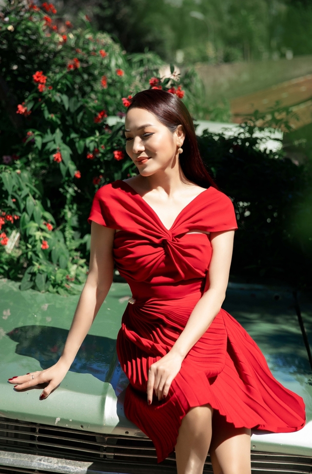 Nữ ca sĩ bỏ phố về rừng, thoát bệnh trầm cảm nhờ sống xanh cùng chồng nhạc sĩ trong nhà vườn 2.000m2-2