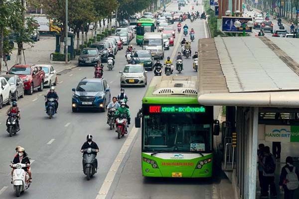 Phát tán clip khiêu dâm trên nhóm zalo, 24 người bị khởi tố-2