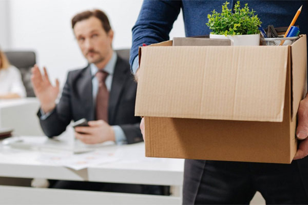 Vừa mới đi làm chưa được một tháng, chị gái tôi đã bị bố chồng chì chiết là tham tiền tham của-2