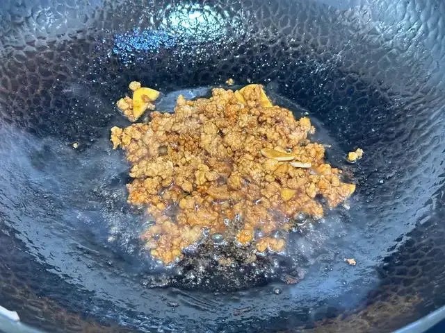 Món ăn dễ nấu từ 3 nguyên liệu quen thuộc vừa ngon miệng lại có thể giúp con bạn tăng chiều cao-2