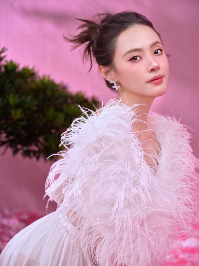 Trước khi vướng tin về chung nhà với doanh nhân giàu có, Midu từng nói gì về chuyện kết hôn?-4