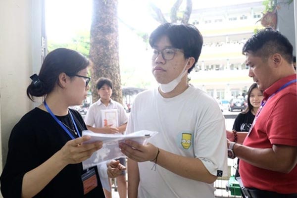 Đoạn tin nhắn được hàng ngàn phụ huynh Hà Nội bàn luận rần rần lúc này: Lo sợ vì nhìn thấy chính mình trong đó-2