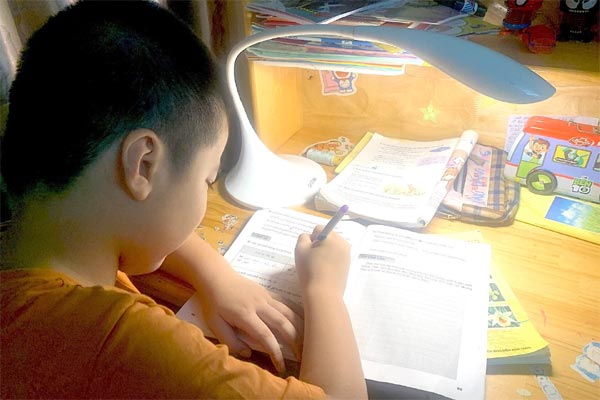 Thêm vụ việc khiến các bậc phụ huynh đọc xong phải bức xúc: Mẹ bất lực vì con đi học liên tục bị các bạn bắt nạt, đùa ác ý-3