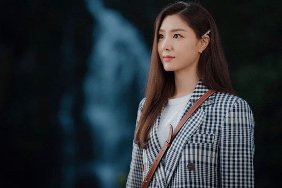 Bị chồng ngoại tình 'trả về nơi sản xuất', con gái uất nghẹn trước phản ứng của mẹ đẻ