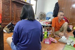Bố bé gái 12 tuổi mang thai ở Hà Nội: Kể cả phải bán tài sản cũng sẽ nuôi con và cháu