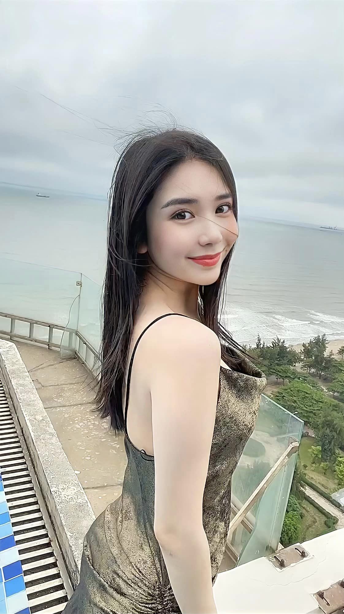 Nữ diễn viên yêu Quang Lê say đắm một thời, lộ cả ảnh nhạy cảm giờ ra sao?-4