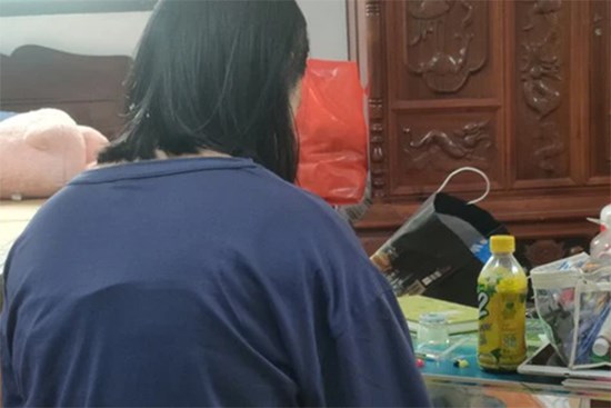 Vụ bé gái 12 tuổi sinh con: Tổ trưởng khu dân cư và người dân xung quanh nói gì?