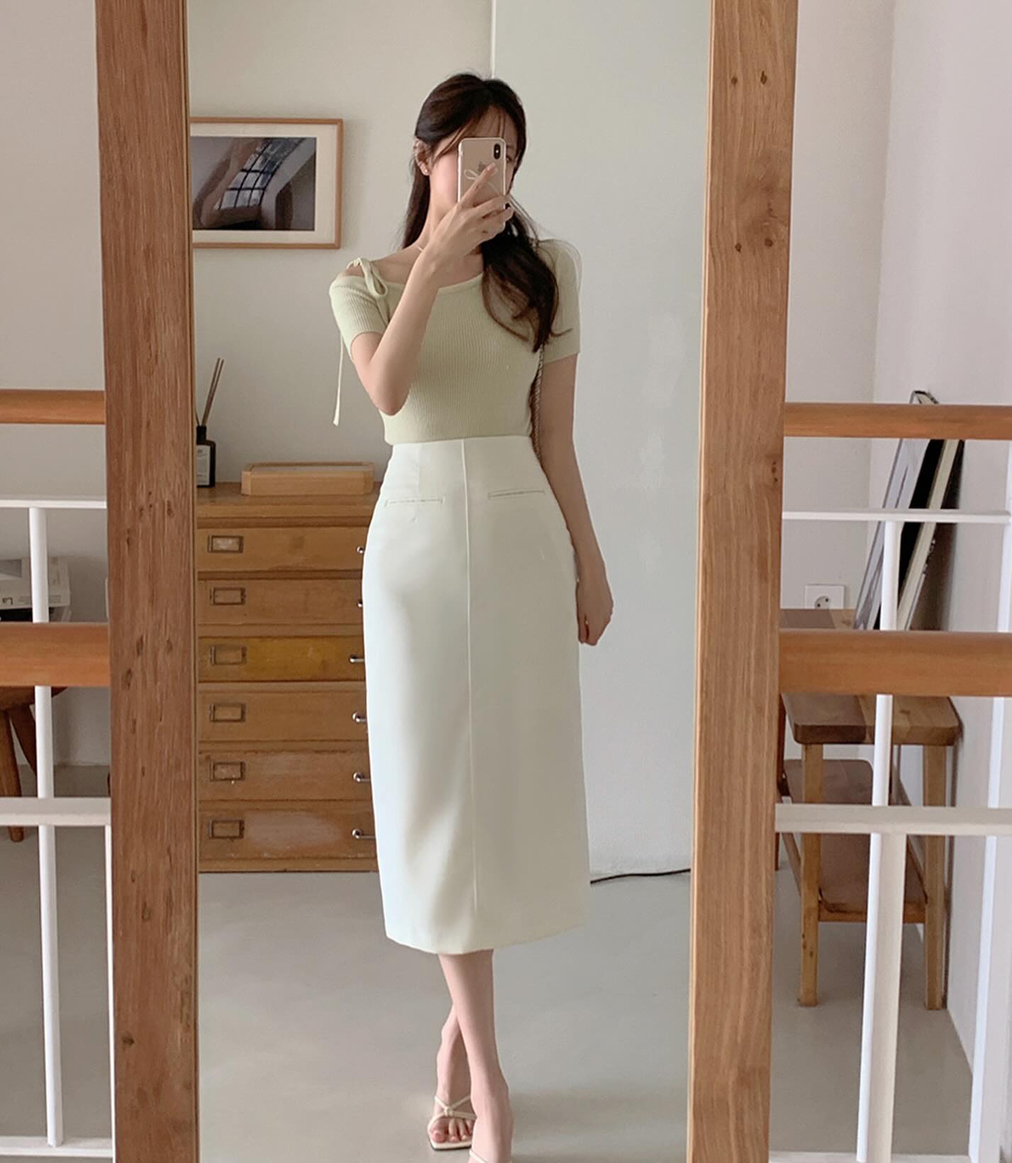 5 món thời trang phụ nữ trên 40 tuổi nên sắm-4