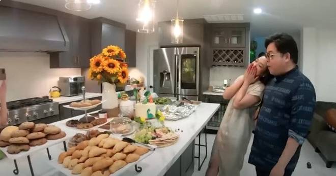 Soi bên trong căn nhà Quang Lê mời Hà Thanh Xuân tới ra mắt, được cho giá trị 100 tỷ-5