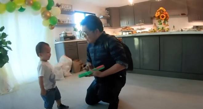 Soi bên trong căn nhà Quang Lê mời Hà Thanh Xuân tới ra mắt, được cho giá trị 100 tỷ-10