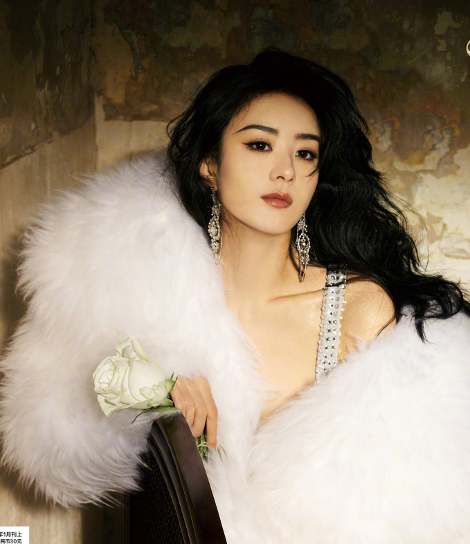 Sao nữ từng thừa nhận có EQ thấp: Cuộc sống chuẩn phú bà” với khối tài sản 10.000 tỷ, sở hữu nhiều công ty lớn nhỏ-7