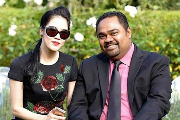 Thời trang lạ của ca sĩ Thu Phương ở tuổi 52-12