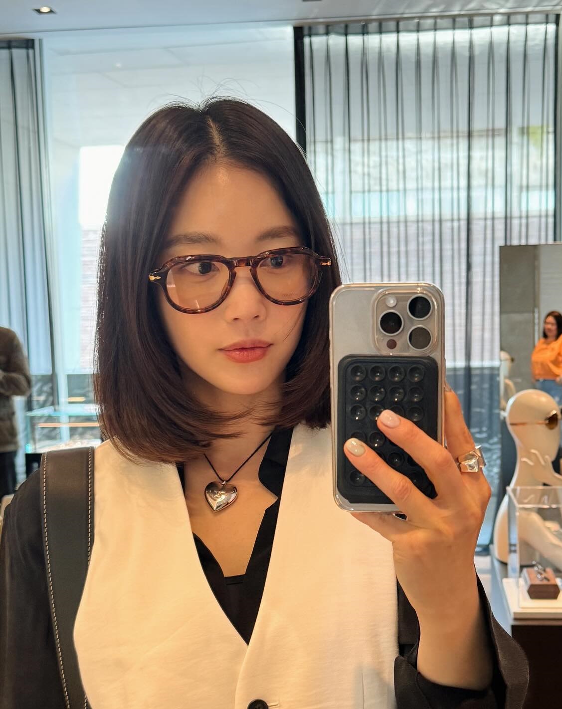 4 kiểu tóc ngang vai trẻ trung được sao Hàn lăng xê-9