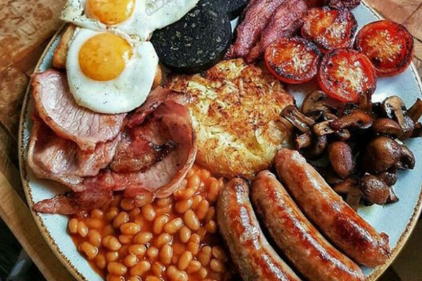 Sau bữa cơm cá, người phụ nữ ho, khó thở suốt 1 năm-1