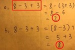 Bài toán gây sóng gió nhất hiện nay, mỗi lần bấm máy tính lại ra đáp án khác: 8 ÷ 2(2 + 2) bằng 1 hay 6?-3