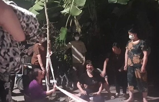 Thiếu nữ bị bạn trai sát hại ở Hải Phòng: Mẹ nạn nhân vật vã khóc đòi con
