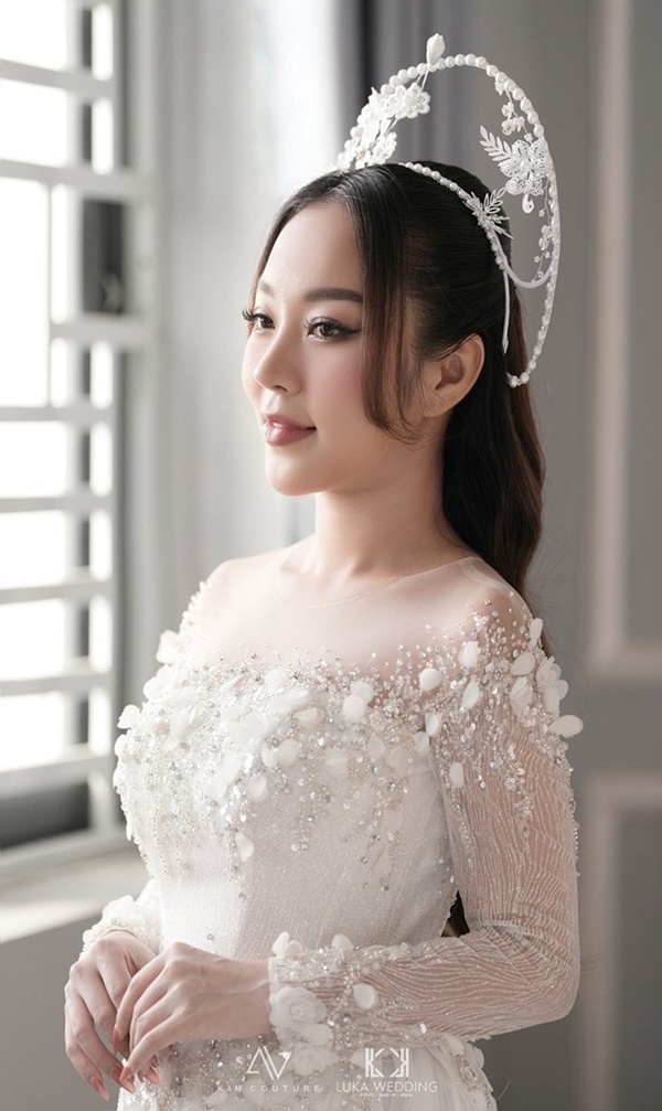 Đám cưới TiTi (HKT) tại Cần Thơ: Chú rể điển trai đón dâu bằng Rolls-Royce, dàn sính lễ bạc tỷ gây choáng-5