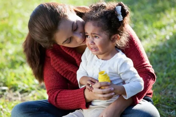 Cách giúp con giải quyết xung đột với bạn bè-2