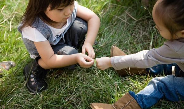 Cách giúp con giải quyết xung đột với bạn bè-3