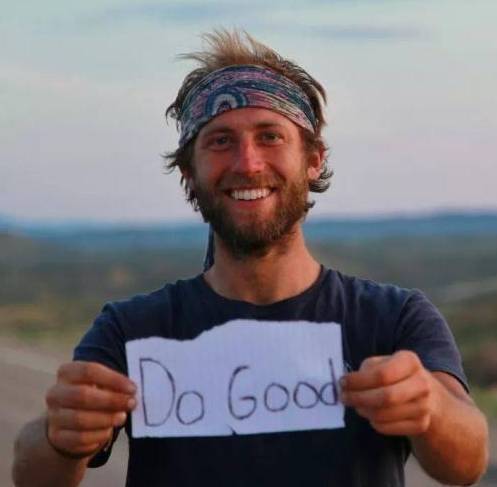 Triệu phú 30 tuổi khùng điên: từ bỏ tất cả để sống nghèo, bới rác tìm thức ăn, lí do sau đó là thứ nhiều người tìm kiếm-1