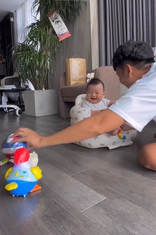 Ngắm căn nhà đang được rao bán gấp của vợ chồng cầu thủ Thành Chung-14