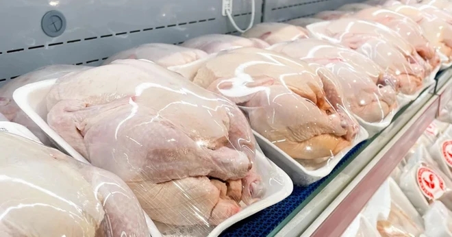 Thịt gà có 5 dấu hiệu này tuyệt đối không mua dù rẻ đến mấy-1