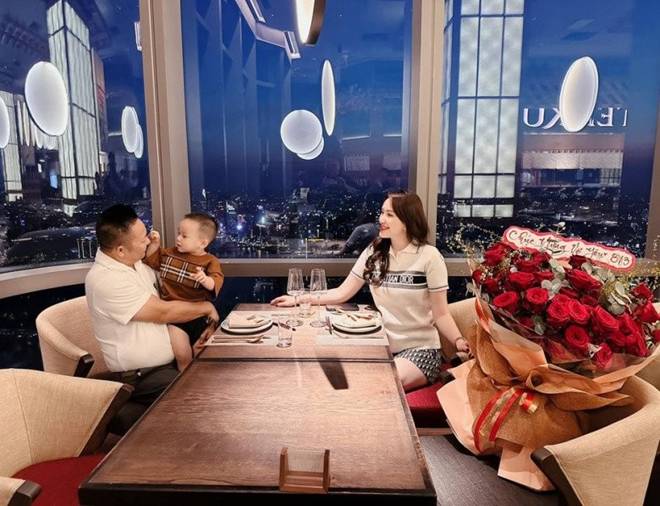 Bảo Thy nuôi con bình dân để bé cứng cáp, phát triển trí não lại nhưng bị nói bé còi quá-8