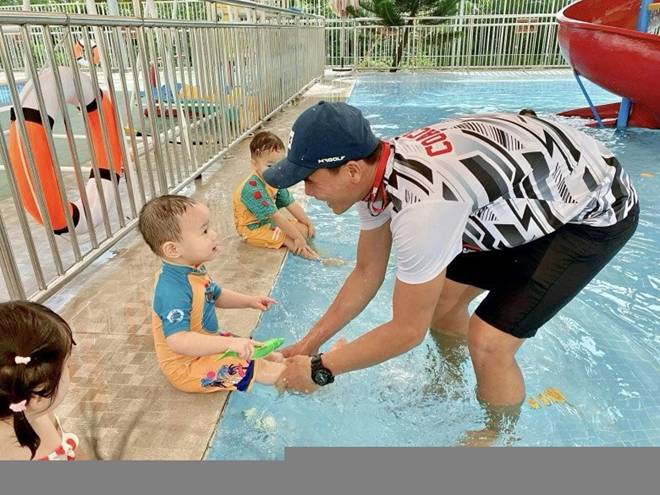 Bảo Thy nuôi con bình dân để bé cứng cáp, phát triển trí não lại nhưng bị nói bé còi quá-4