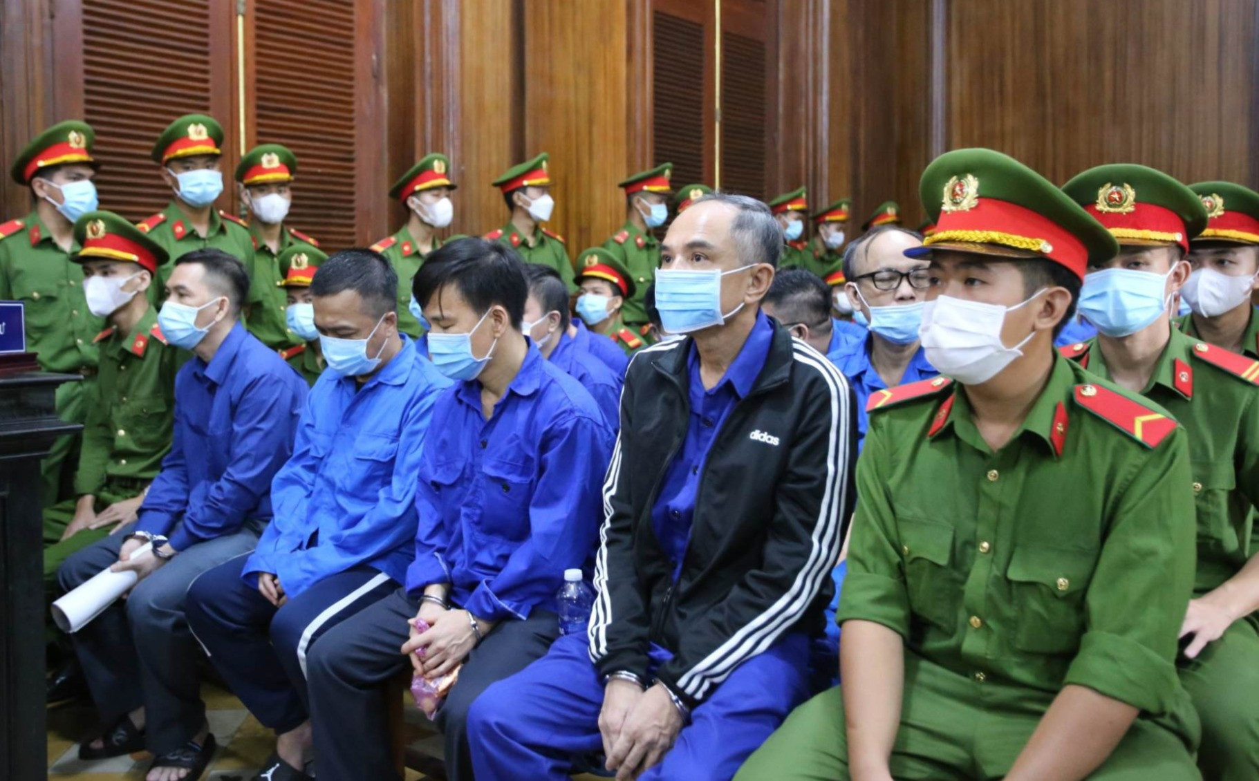 Trợ giúp công ty ma bán hóa đơn, cựu Cục phó cục Thuế TP.HCM xin giảm án-2