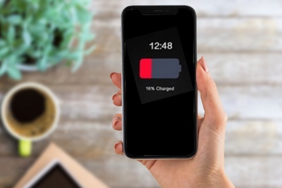 Nguyên nhân iPhone hao pin khi để qua đêm
