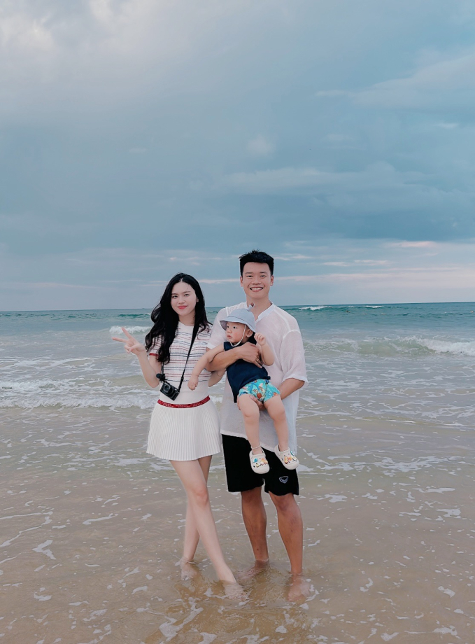 Hotgirl Tuyên Quang sinh con cho cầu thủ nổi tiếng, sau 2 năm mới kể chuyện bị rạn da: Mọi thứ không quá kinh khủng-3