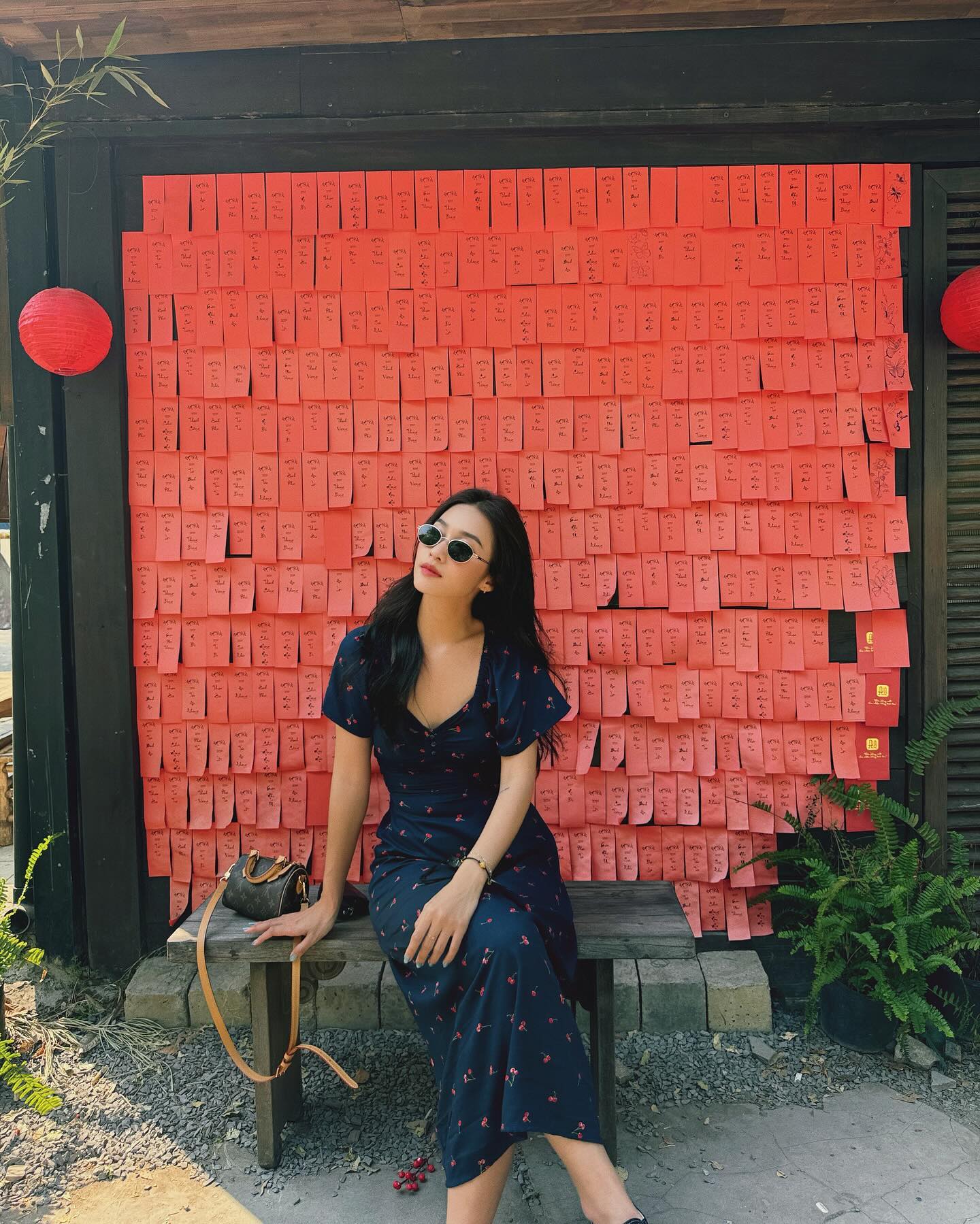 Tham khảo mỹ nhân Việt 10 set váy đi du lịch cực ăn ảnh-4