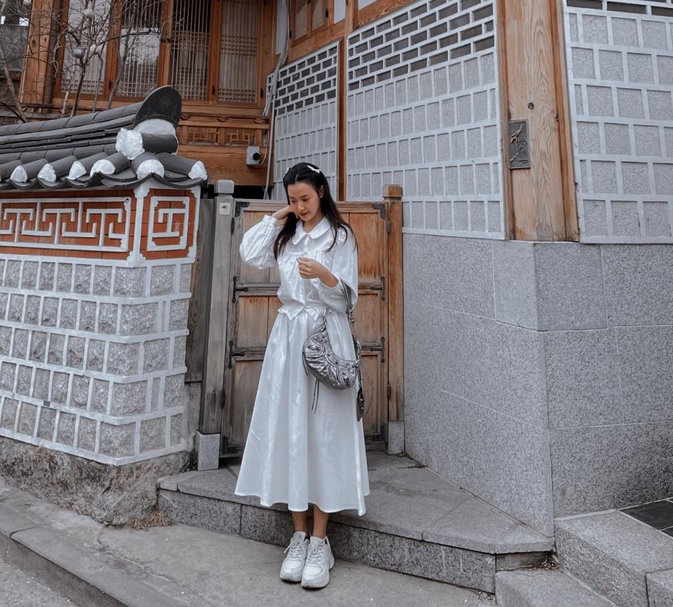 Chăm diện 4 kiểu trang phục, Midu luôn nổi bật và trẻ trung hơn so với tuổi-11