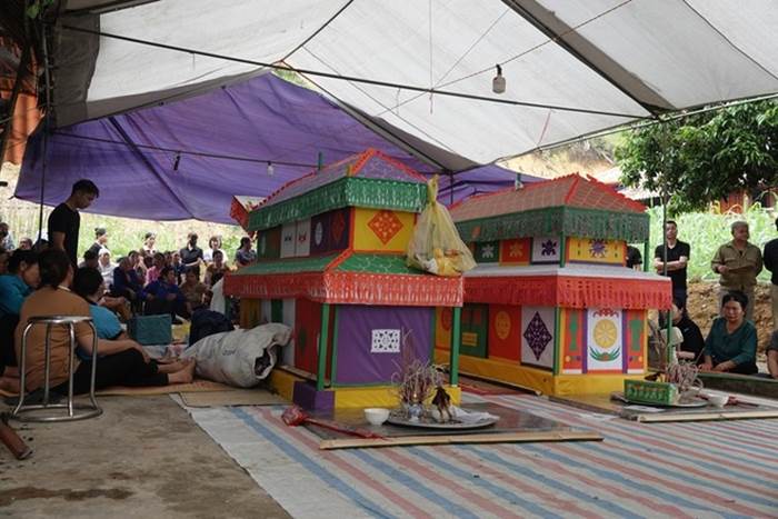 Xót lòng đám tang công nhân vụ tai nạn ở Yên Bái, người nhà kể lại giây phút chết lặng khi nghe tin-1