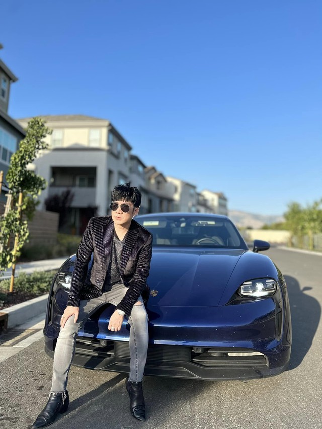 Nam ca sĩ Việt tuổi 43 không cưới vợ, sinh con, là đại gia showbiz, sưu tầm sổ đỏ, biệt thự hàng chục tỷ-2