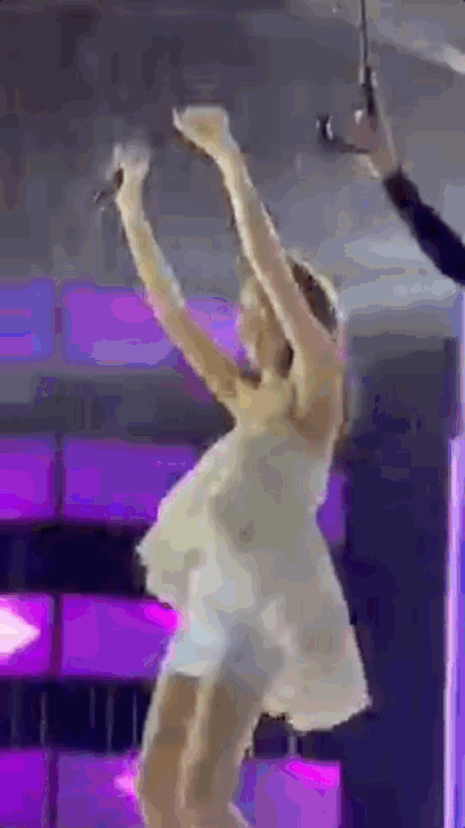 Bảo Anh từng để lộ bụng lùm lùm và loạt hint mang thai, ở ẩn bất thường cách đây 13 tháng-3